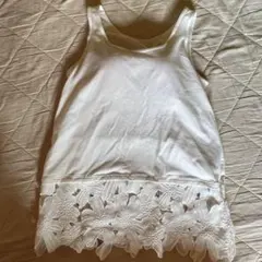 GU ホワイト カップ付きタンクトップ S