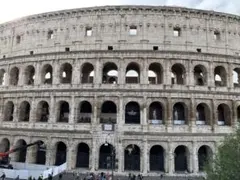 コロッセオ レリーフアート 写真