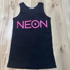 黒　タンクトップ
