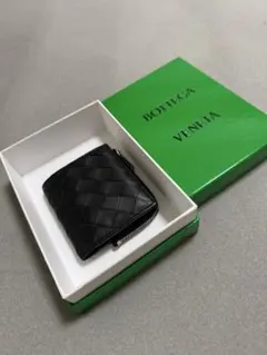 Bottega Veneta イントレチャート 二つ折りファスナーウォレット