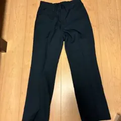 スラックス　ダークグリーン