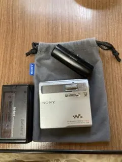 SONY MD WALKMAN MDプレーヤー MZ-R700 シルバー - メルカリ