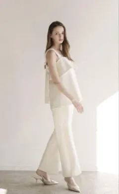 carla カーラ　ビラクパンツ　sサイズ　サイズ0 ホワイト carla.jp_official ビラクパンツが届いたのでホワイトコーデ