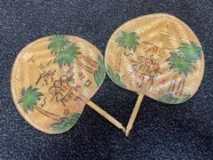 夏を感じる　ビーチ　ベトナム伝統手描き　うちわ　2枚組　レア柄　3〜4回使用のサムネイル