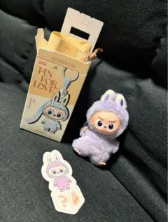 LABUBU PIN FOR LOVE イニシャル ラブブ 【？】