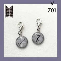 BTS チャーム 701 (テテ)2個セット