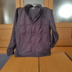 ノースフェイスジャケット　Ｍ ネイビー