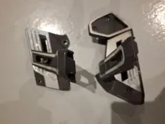 skidoo ADJUSTABLE　TO-HOLDS　スノーモービル