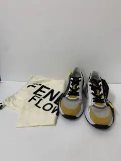 FENDI FLOW スニーカー ファスナー マルチカラー