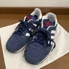 adidas スニーカー ネイビー　25㎝