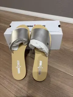 MINNETONKA ADA サンダル シルバー 25.0cmのサムネイル