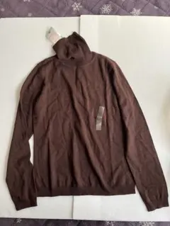 ユニクロ　エクストラファインメリノタートルネックセーター