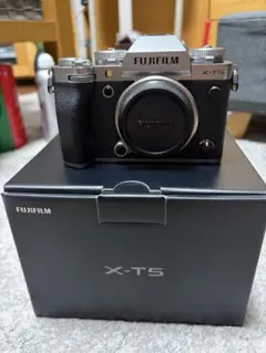 本日で打ち切ります。 FUJIFILM X-T5 ボディ シルバー - メルカリ