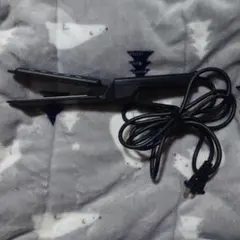 幅広ブラック ストレートヘアアイロン 温度調整可能