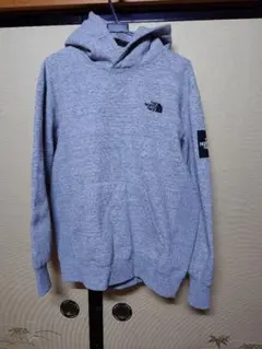 セール❗️美品THE NORTH FACE ノースフェイススクエアロゴパーカー