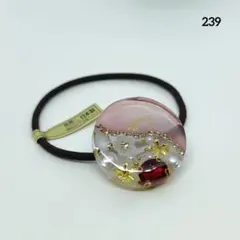 〈239〉ルビー フラワービジューヘアゴム(レジン)