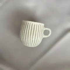 #XG538 陶芸家・山田和・引出割高台湯呑・織部焼・湯呑・酒器・未使用品 XG538 陶芸家・山田和・引出割高台湯呑・織部焼・湯呑・酒器・未使用