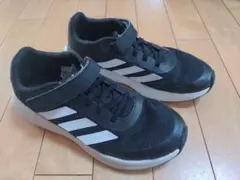 adidas 黒 ベルクロスニーカー　23㌢