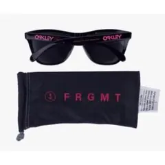 OAKLEY × fragment design サングラスのサムネイル