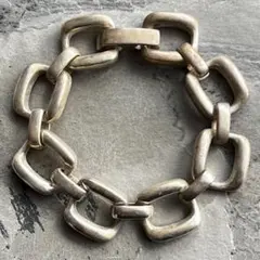 Item thumbnail for item d72128ae-c187-43de-8a11-961e537d9ada