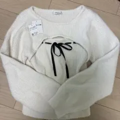 【新品タグあり】INGNI フェザーリブデコルテオープンリボンニット ホワイト