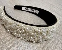 SNIDEL パール カチューシャ ヘアバンドのサムネイル