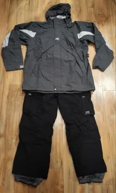 Helly Hansen スノーボードウェアセット
