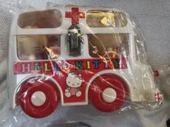 新品未使用タグ付き ハローキティ 車型 ポップコーンケース