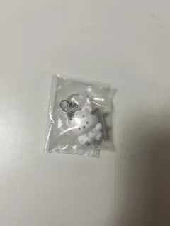 サンリオキャラクターズ　ふわふわスノー　めじるしアクセサリー　ポチャッコ