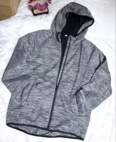 フード付きグレージャケット