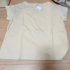 Carino ベージュ 半袖Tシャツ Mサイズ 授乳口付きトップス