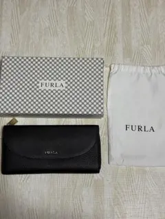 極美品FURLA 長財布 ブラック パイソン型押し - メルカリ
