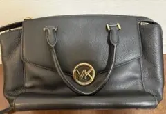 MICHAEL KORS ブラックショルダーバッグ