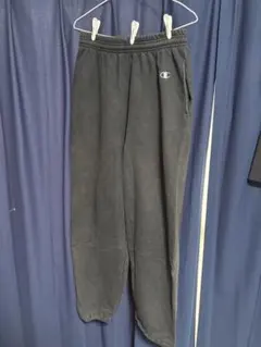 Champion ブラック スウェットパンツ