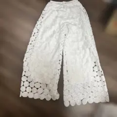 ホワイト パンツ