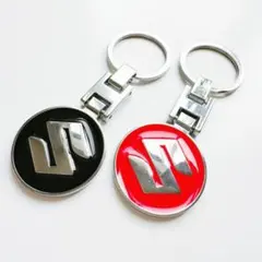 スズキ　キーホルダー おしゃれ　2点セット 黒赤　金属1