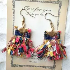 再販35⭐　赤　フリンジ　カラフル　ピアス　イヤリング　春　タッセル　ネイティブ