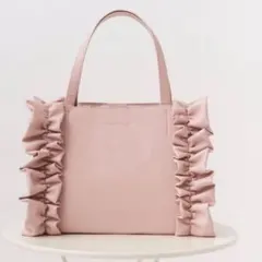 バッグ Treat urself Love summer basket bag treat ürself Love summer basket bag - メルカリ