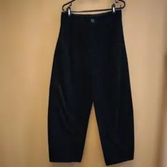 【GU】コーデュロイ カーブパンツ ブラック　股下67 Lサイズ