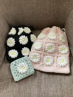♡ryo様専用♡ハンドメイド　お花の巾着袋　2個、ポーチ1つセット