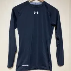 Under Armour 黒 長袖 アンダーシャツ