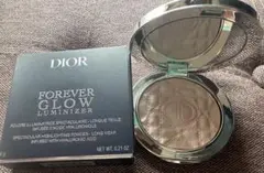 Dior ディオールスキン フォーエヴァー グロウルミナイザー