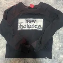 new balance ブラック トレーナー Mのサムネイル