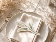 百合の席札 / 厚紙 高級紙 結婚式 ペーパーアイテム ユリ 花言葉