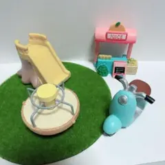 ミニチュアセット 滑り台・ジューススタンド・スクーター