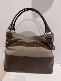 Item thumbnail for item d6aa9194-48ce-4571-bffb-576897ad5956