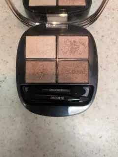 コスメデコルテ　スキンシャドウデザイニングパレット01