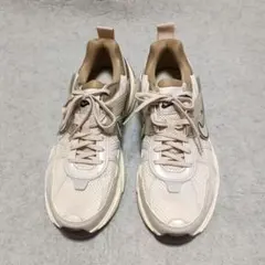 極美品 NIKE W V2K RUN ナイキ スニーカー 27cm