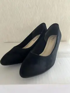 【新品・未使用】黒スエードパンプス
