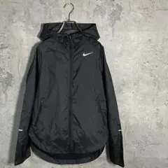NIKE ランニングウェア　ウィンドブレーカー　リフレクター　ブラック　Mのサムネイル